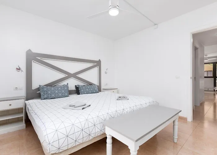 דירה Home2book Pleasant Pool & Terrace, *