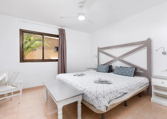 Home2book Pleasant Pool & Terrace, *