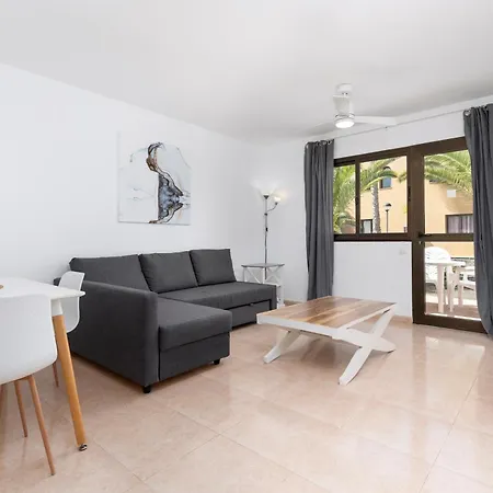 Daire Home2book Pleasant Pool & Terrace,